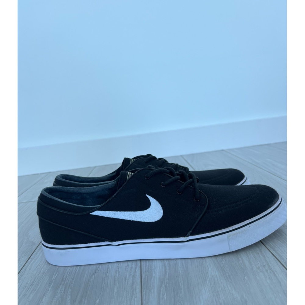 NIKE SB STEFAN JANOSKI LIKE NEW
